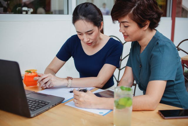 Headhunting and Interview Optimization